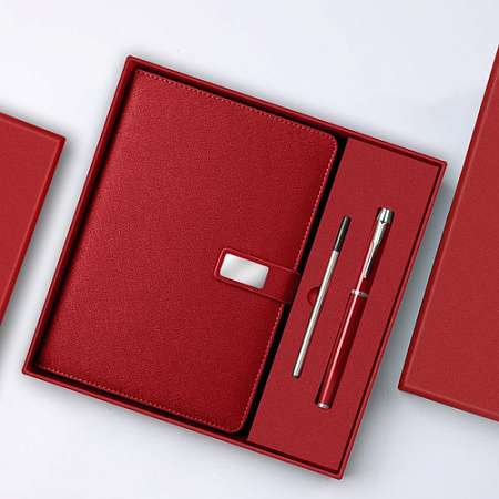 Набор (блокнот+ручка+стержень)